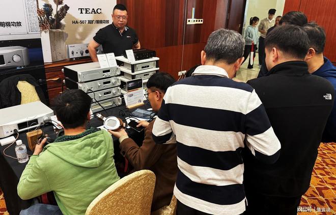 码展台TEAC HA-507听了就不想走龙八国际娱乐网站音频爱好者的天堂—大昌数(图2)