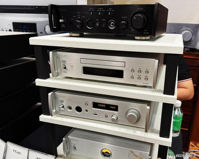 码展台TEAC HA-507听了就不想走龙八国际娱乐网站音频爱好者的天堂—大昌数(图7)