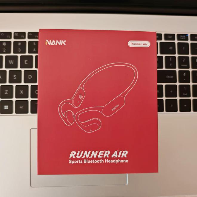 卡 Runner Air 耳机给你带来惊喜龙8国际头号玩家享受好音质与舒适佩戴体验南(图6)
