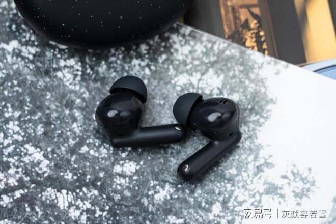 百元无线蓝牙耳机排行榜推荐分享一百元真无线蓝牙耳机有哪些？(图1)